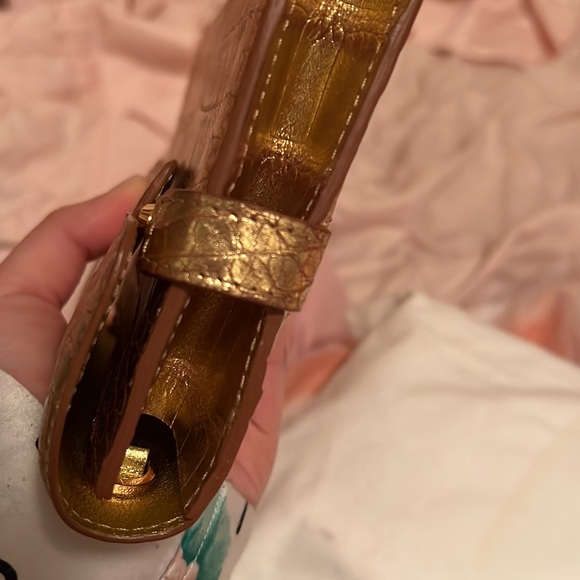 Delvaux Tempete Clutch: Alligator Feuille d”Or - Picture 7 of 10